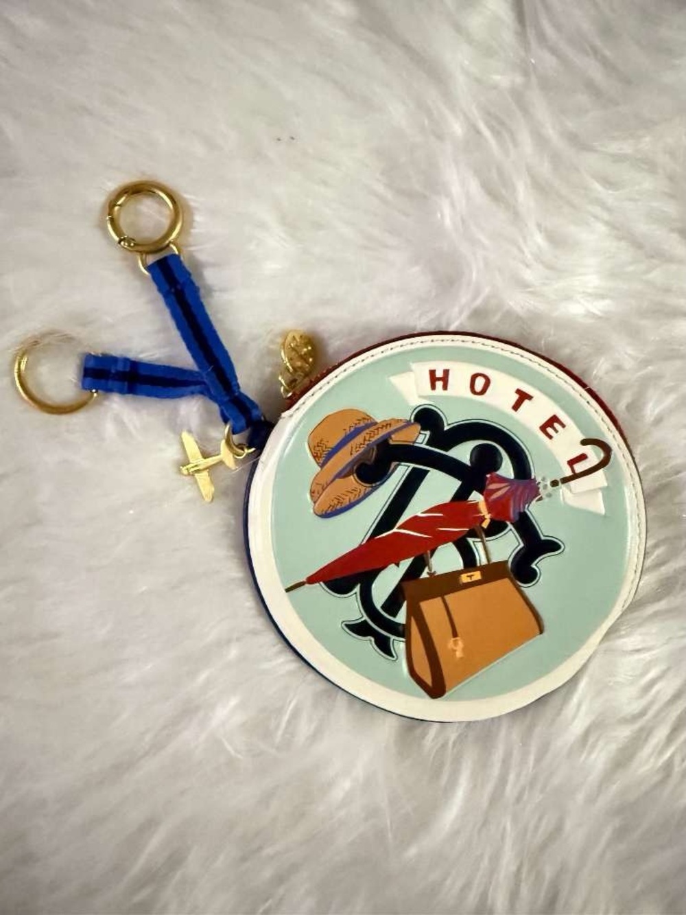 Hotel Travel Round Coin Purse with Keychain